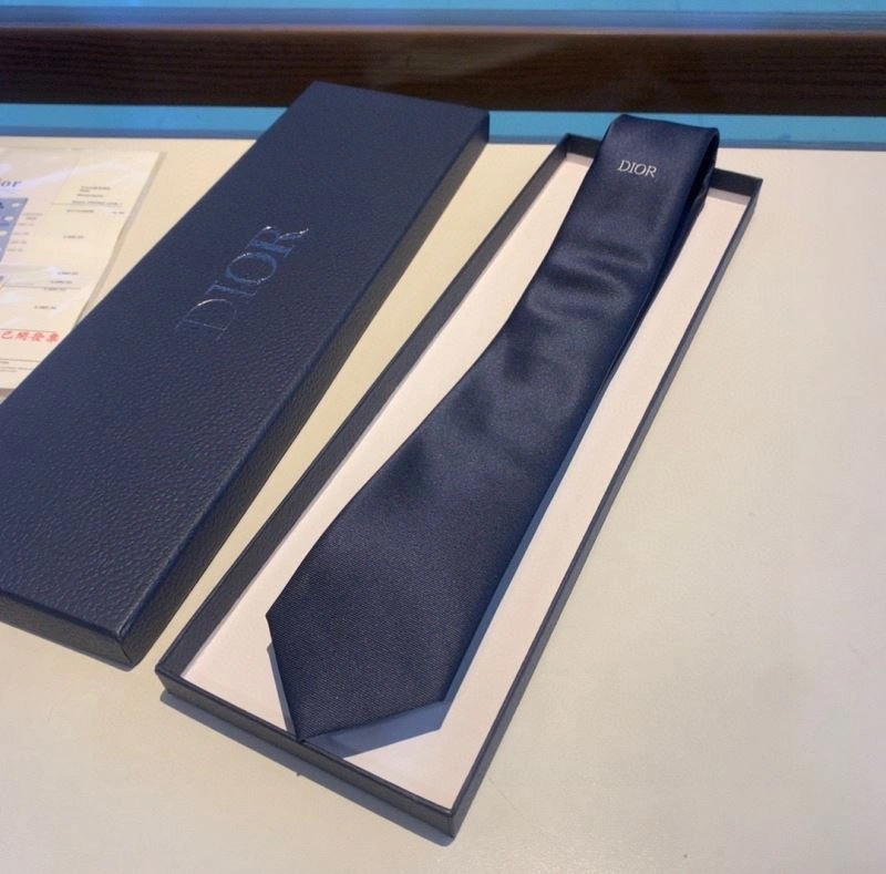 Breathable Christian Dior Neckties 268964