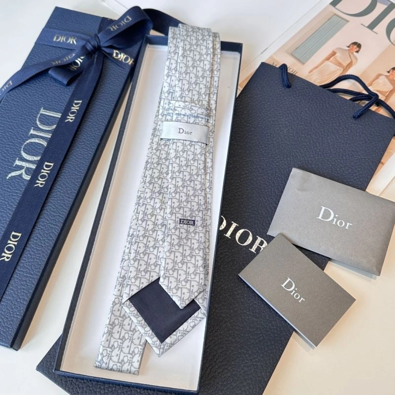 Supportive Christian Dior Neckties 268952