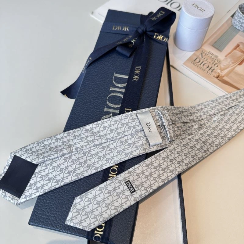 Supportive Christian Dior Neckties 268952