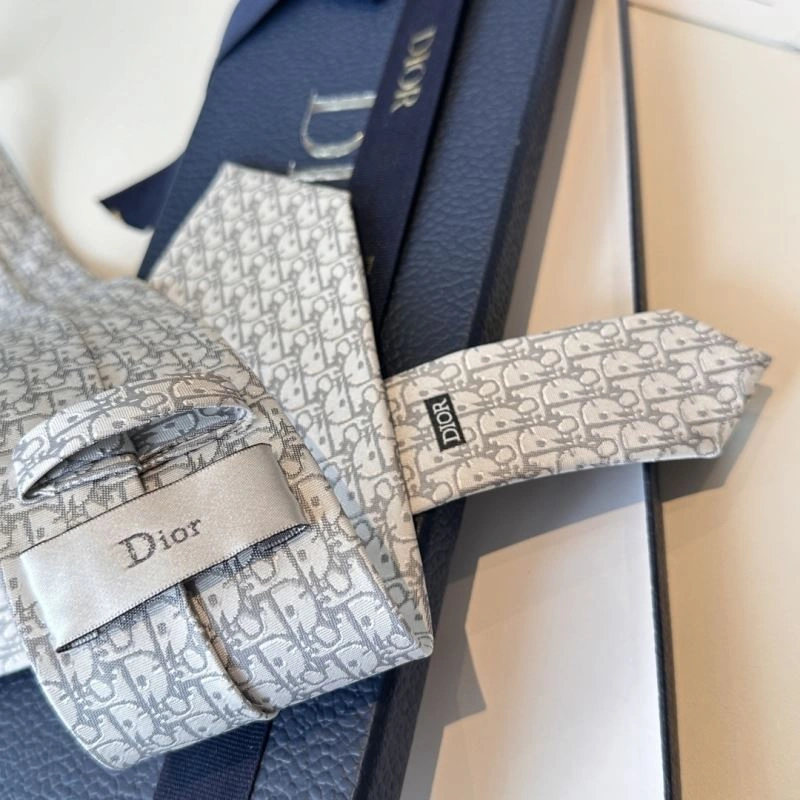 Supportive Christian Dior Neckties 268952