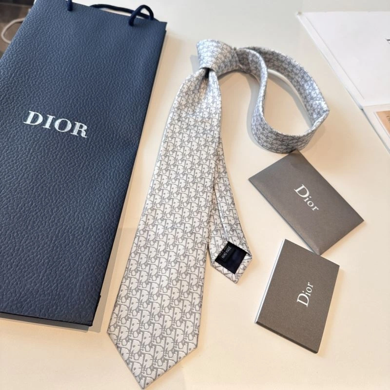 Supportive Christian Dior Neckties 268952