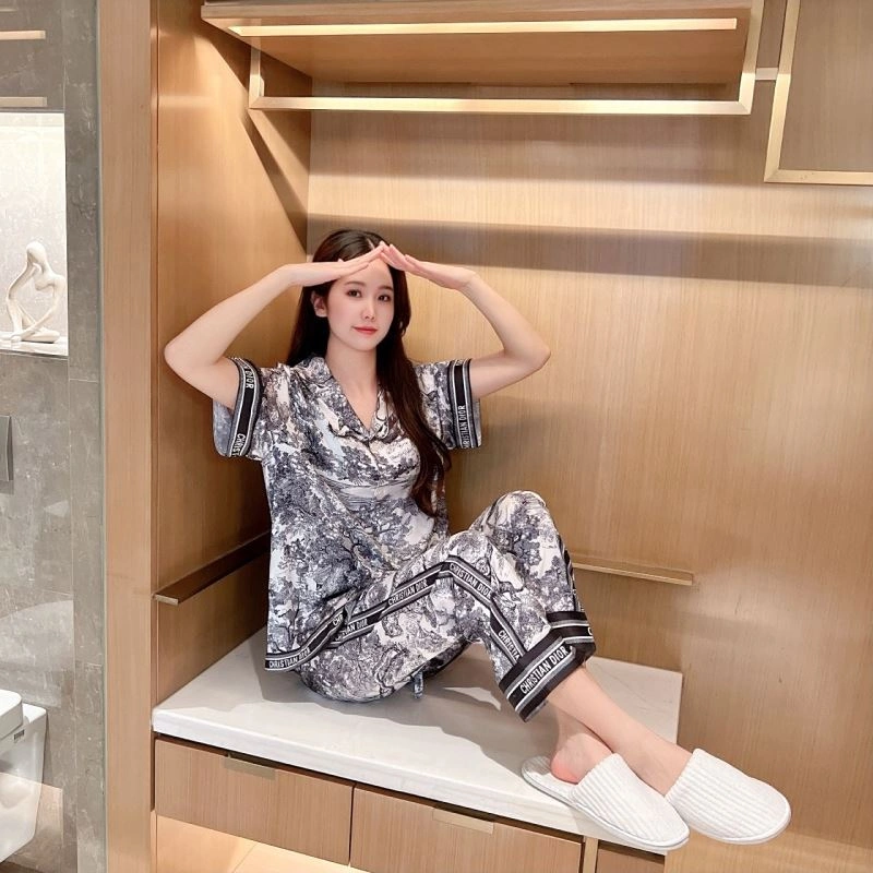 Premium Christian Dior Nightwear 269070