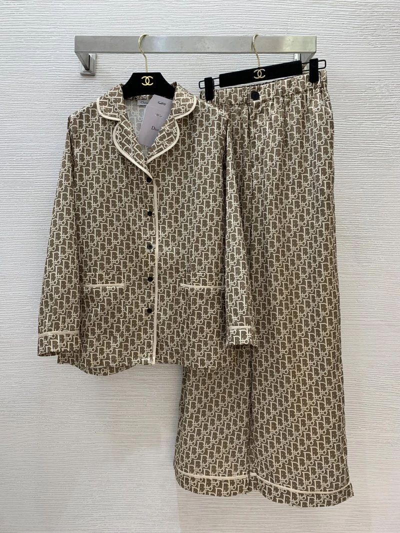 Sleek Christian Dior Nightwear 112187