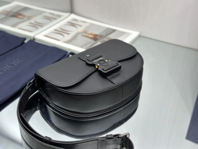 Christian Dior Other Bags Sleek 76338