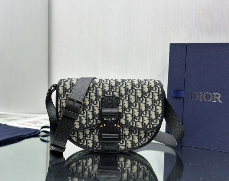 Snug Christian Dior Other Bags 76323
