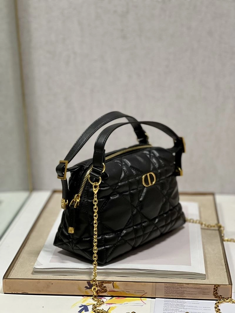 Stylish Christian Dior Other Bags 76283