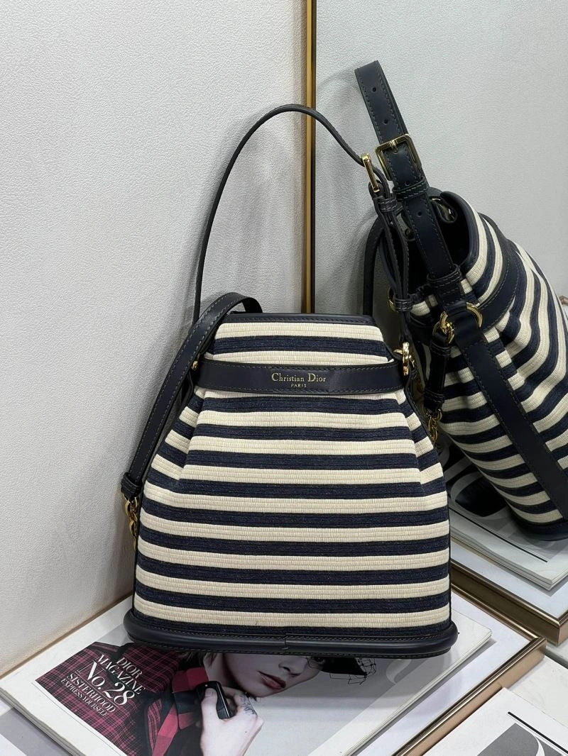 Snug Christian Dior Other Bags 76301