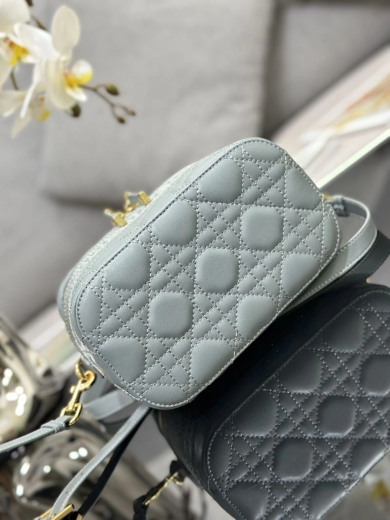 Snug Christian Dior Other Bags 76274