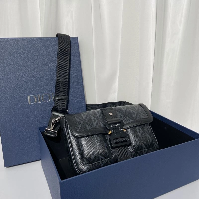 Contemporary Christian Dior Other Bags 76278