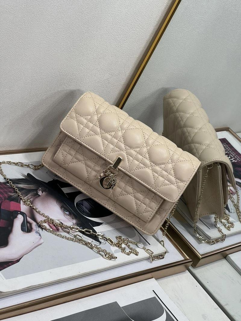 Bright Christian Dior Other Bags 75879
