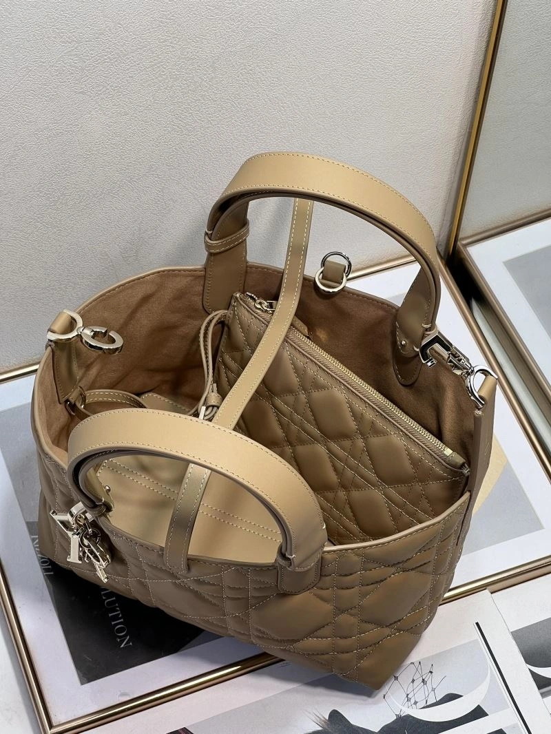 TechFriendly Christian Dior Other Bags 75855