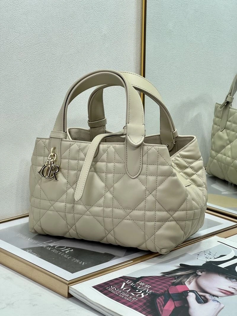Cozy Christian Dior Other Bags 75856