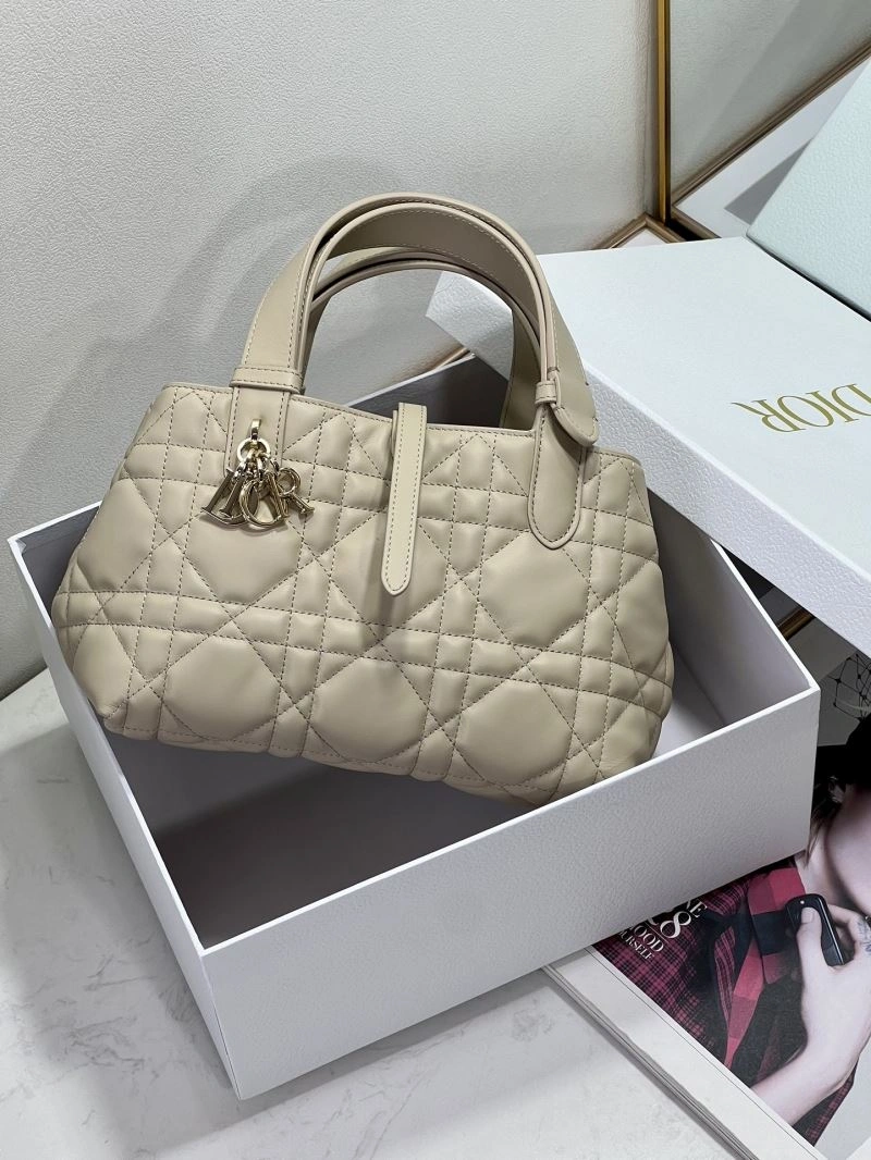 Cozy Christian Dior Other Bags 75856