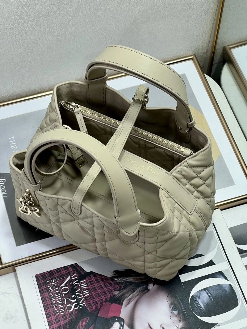 Cozy Christian Dior Other Bags 75856