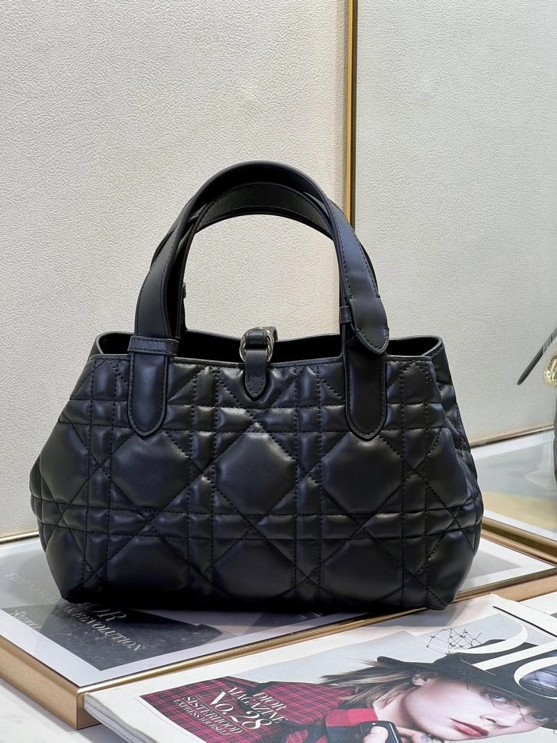 Trendy Christian Dior Other Bags 75852