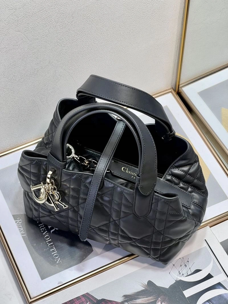 Trendy Christian Dior Other Bags 75852