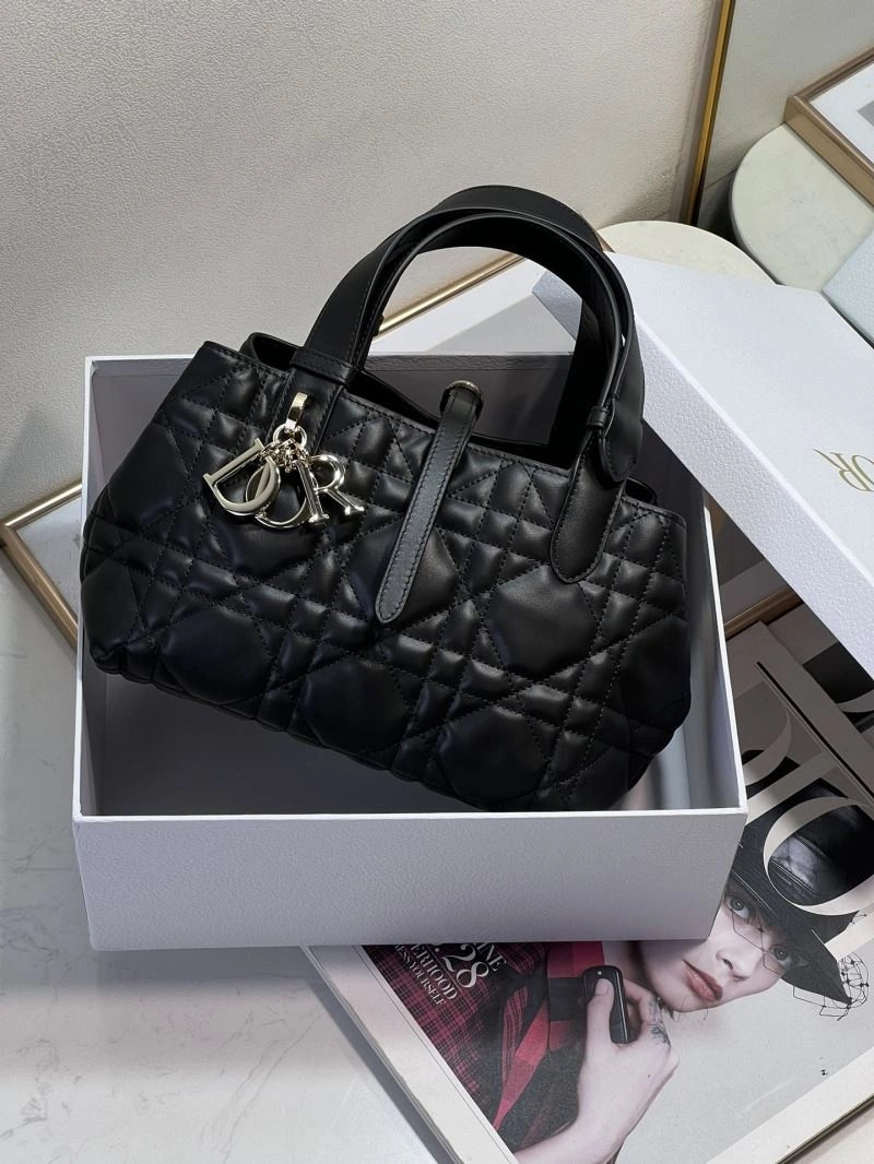Trendy Christian Dior Other Bags 75852