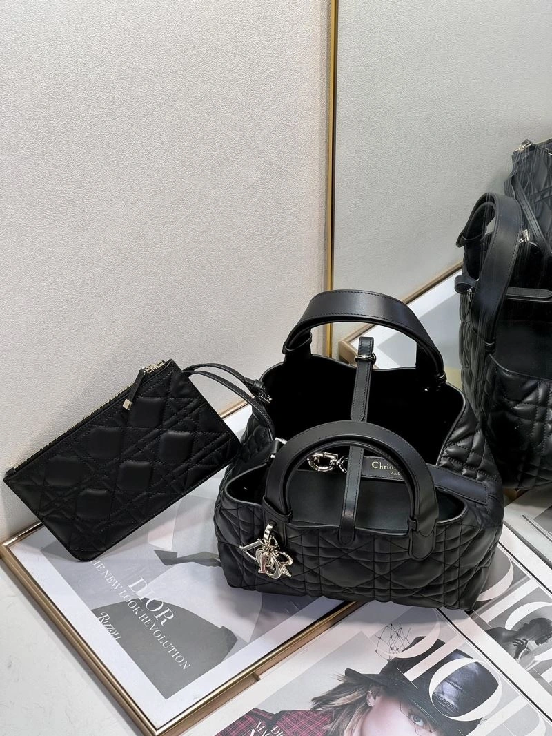 Trendy Christian Dior Other Bags 75852