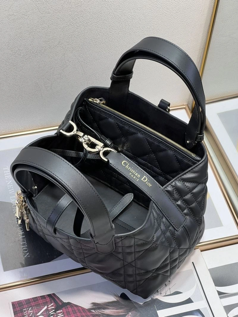Trendy Christian Dior Other Bags 75852