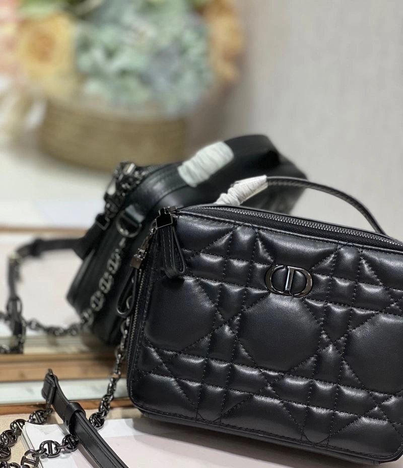 EyeCatching Christian Dior Other Bags 75832