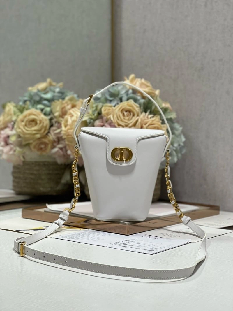 Vibrant Christian Dior Other Bags 75821