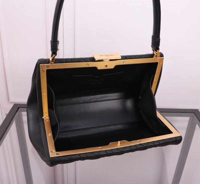 Efficient Christian Dior Other Bags 75799