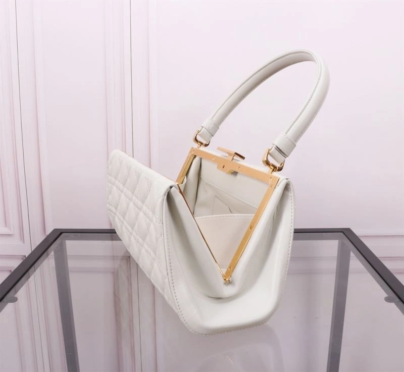 Christian Dior Other Bags Sleek 75793