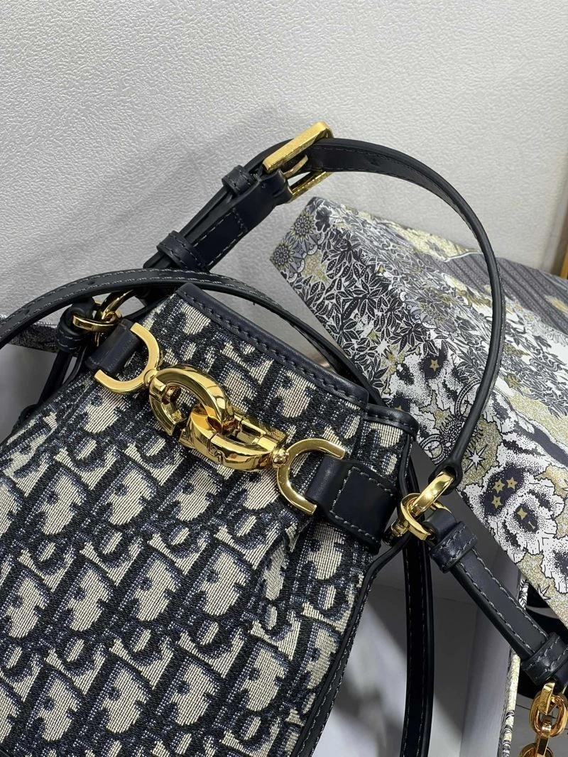 Unique Christian Dior Other Bags 75771