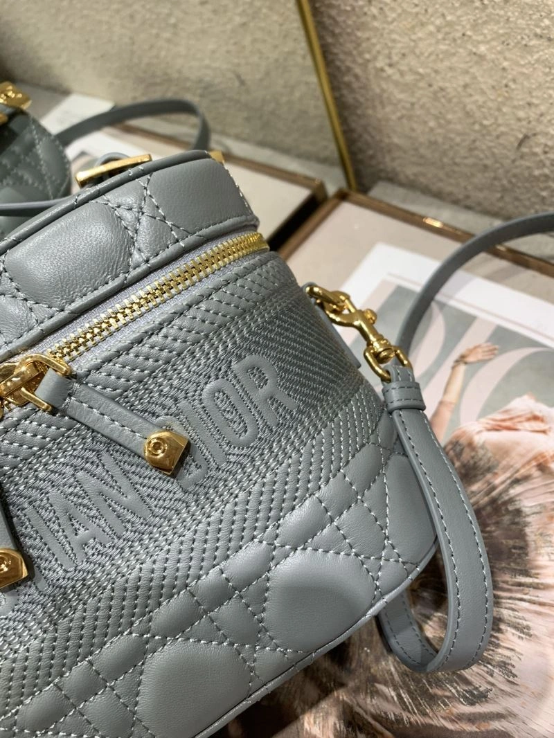 Christian Dior Other Bags OnTrend 75763