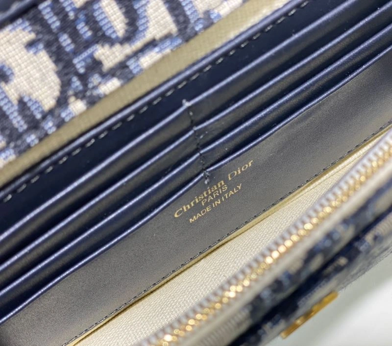 Versatile Christian Dior Other Bags 75762