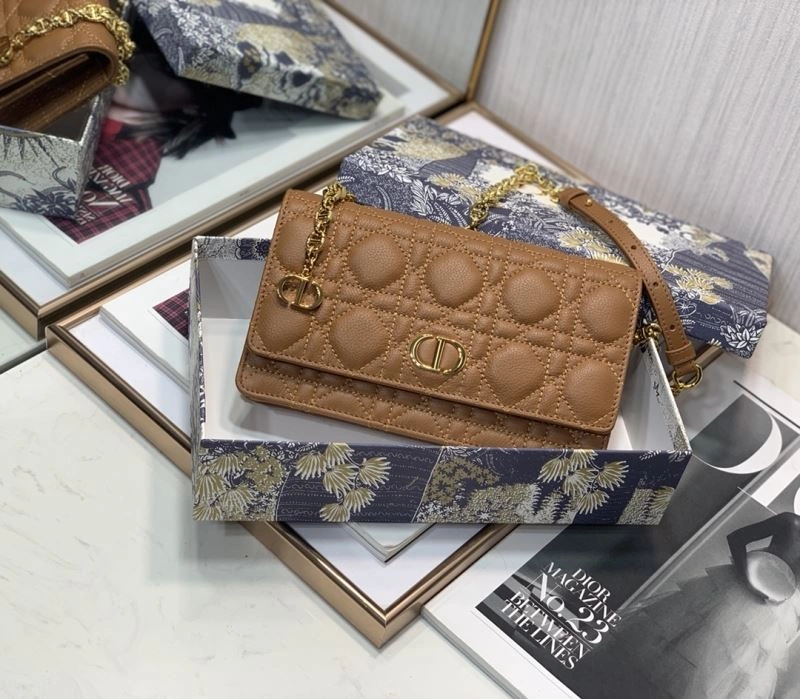 Trendy Christian Dior Other Bags 75767