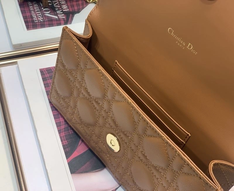 Trendy Christian Dior Other Bags 75767