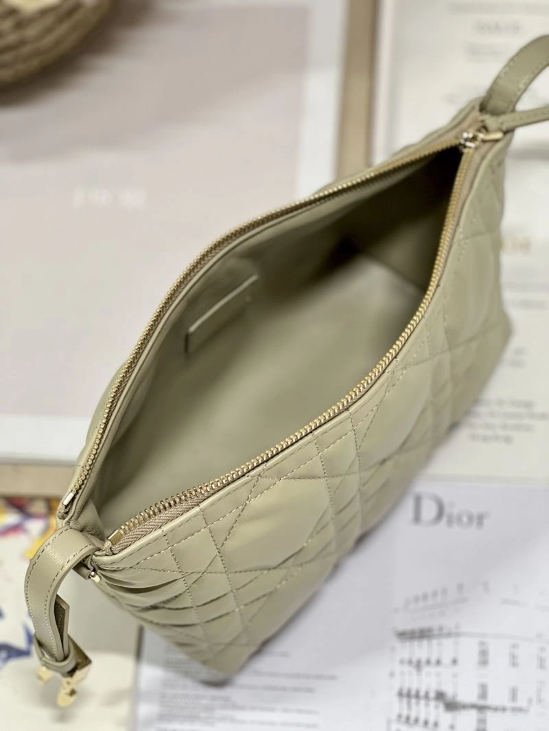Versatile Christian Dior Other Bags 75714