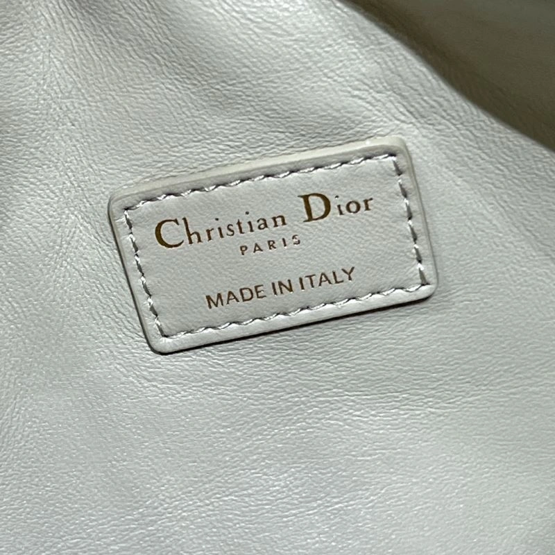 Versatile Christian Dior Other Bags 75714