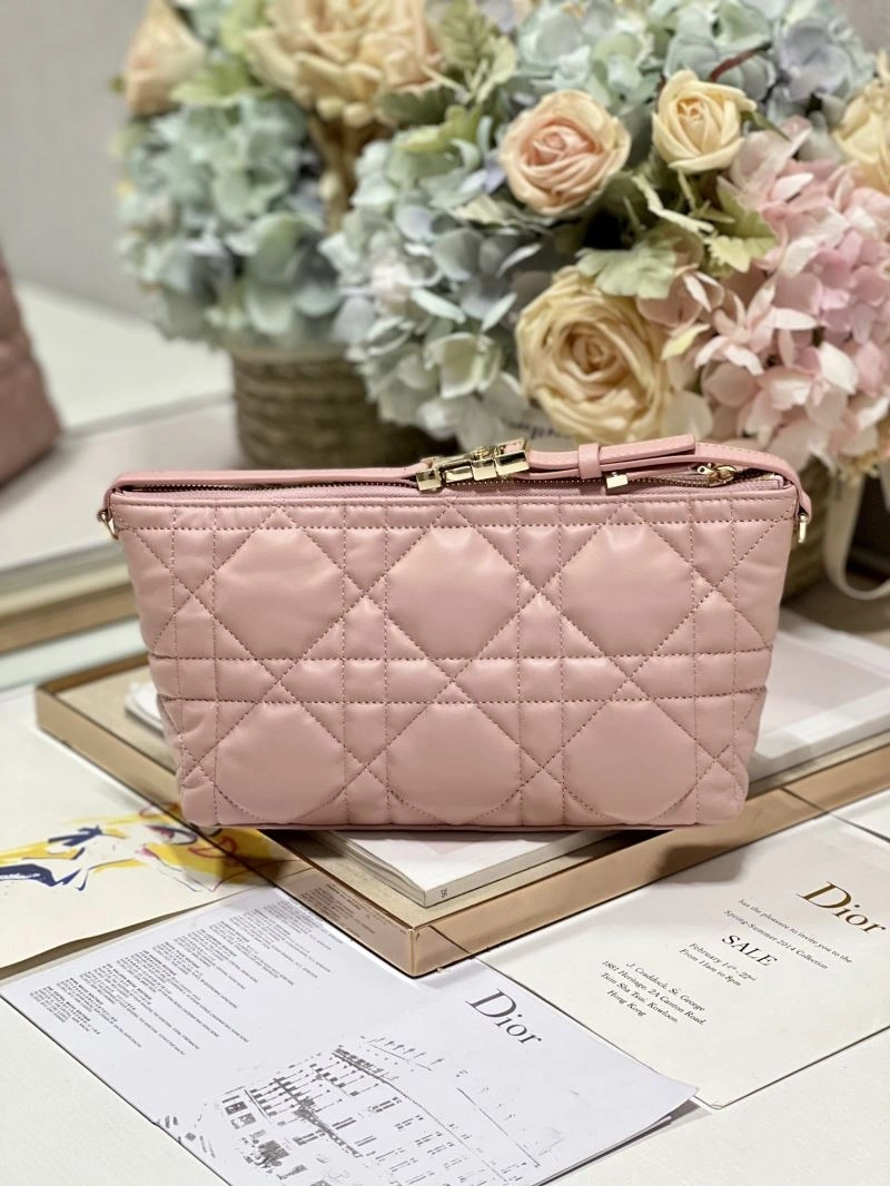 Versatile Christian Dior Other Bags 75728
