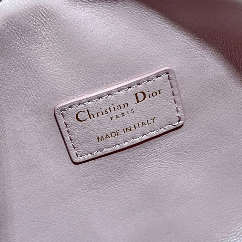 Versatile Christian Dior Other Bags 75728
