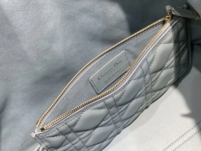 Christian Dior Other Bags Vibrant 75720