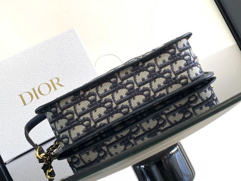 Unique Christian Dior Other Bags 74053