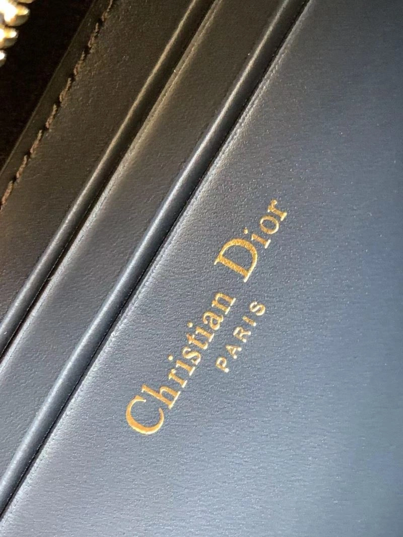Unique Christian Dior Other Bags 74053