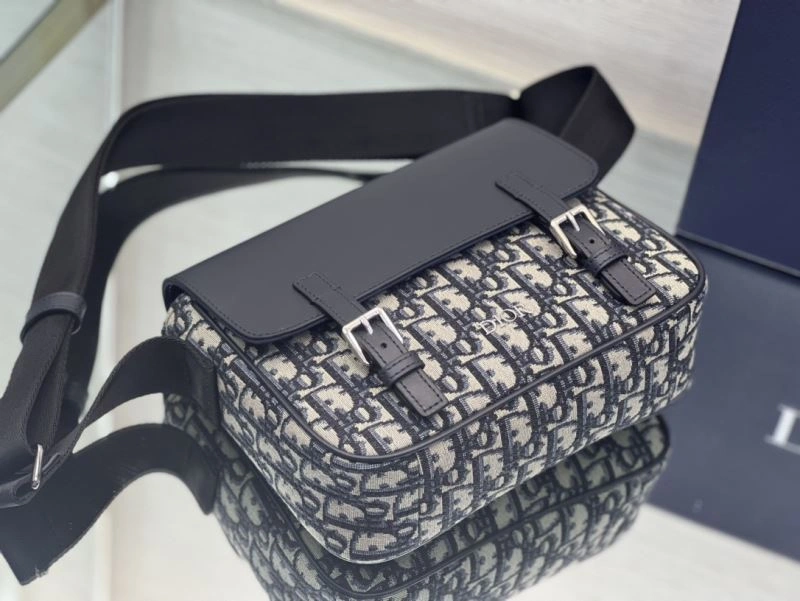 Effortless Christian Dior Other Bags 73994
