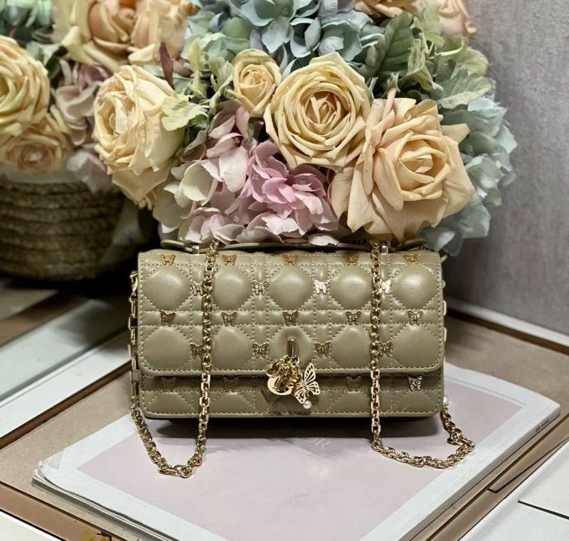 OnTrend Christian Dior Other Bags 74016