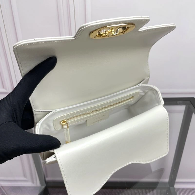 Stylish Christian Dior Other Bags 73957