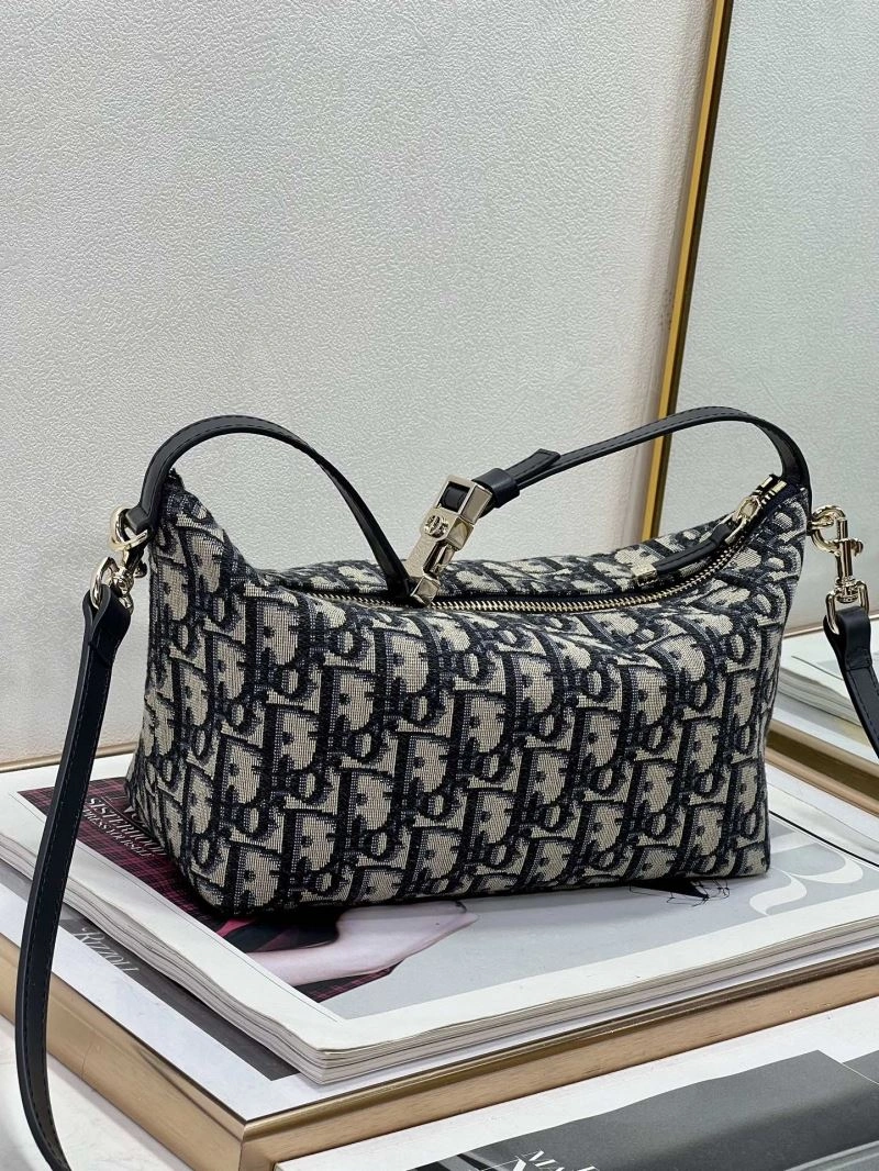 Vibrant Christian Dior Other Bags 73959