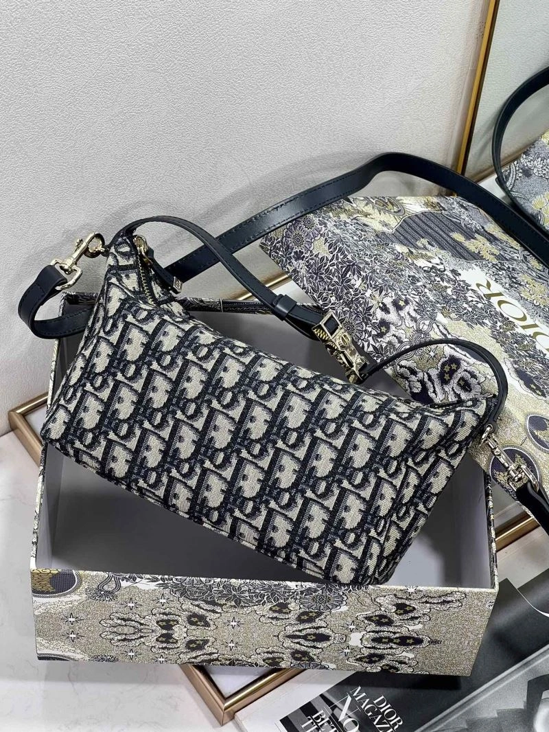 Vibrant Christian Dior Other Bags 73959
