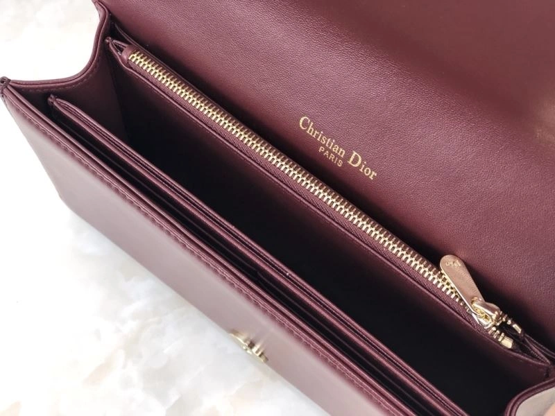 Bold Christian Dior Other Bags 70780