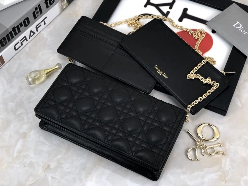 Trendsetting Christian Dior Other Bags 70827