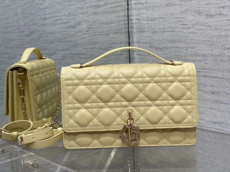 Fashionable Christian Dior Other Bags 70793