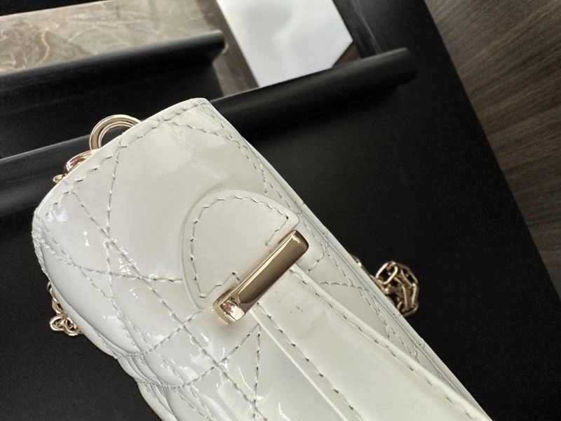 Christian Dior Other Bags Sleek 70755