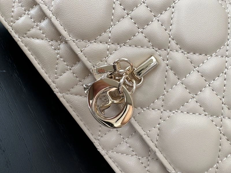 SmartChoice Christian Dior Other Bags 70744