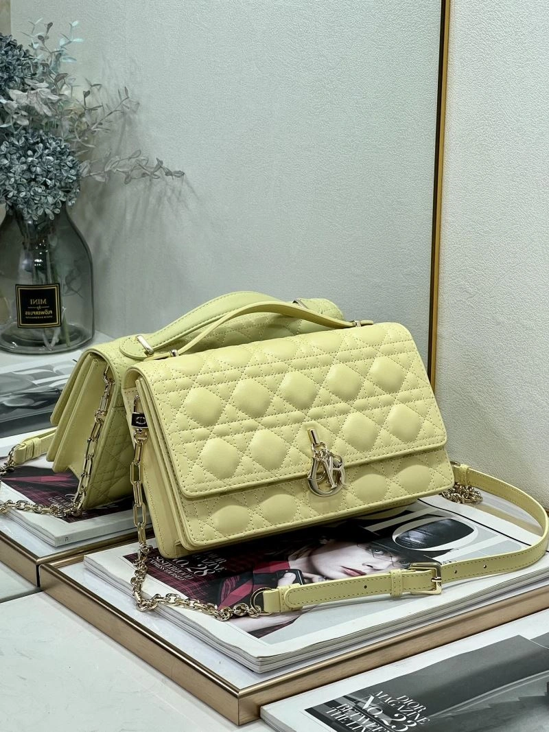 Christian Dior Other Bags Vibrant 70776